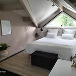 Au Bord Du Vieux Moulin - Pres De Bordeaux * Mérignac