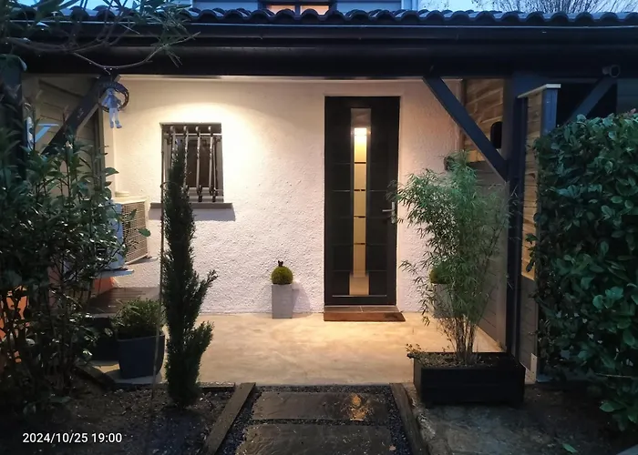 Апартаменты Au Bord Du Vieux Moulin - Pres De Bordeaux Мериньяк